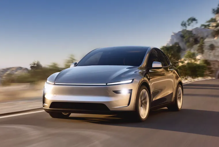 Tesla apresenta o Model Y com design renovado