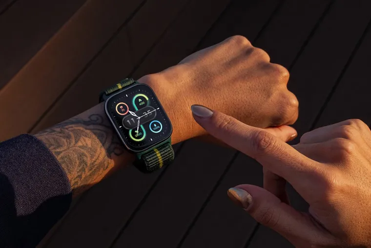 Motorola anuncia Moto Watch Fit e Moto Buds Loop: conheça os detalhes