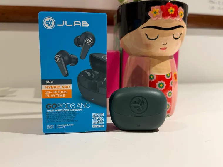 Review JLab Go Pods ANC: cancelamento de ruído a baixo custo
